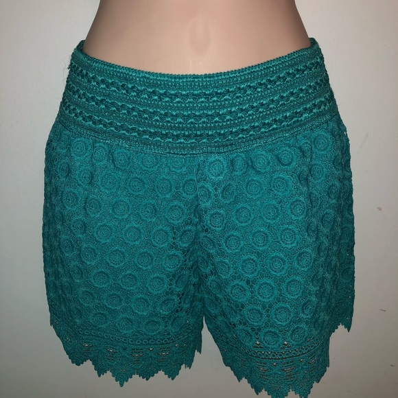 New Mix Pants - BEAUTIFUL AQUA SUMMER LACE SHORTS MEDIUM